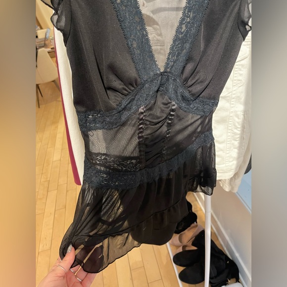 Vintage Lingerie Top (Chest Not See Through) - Picture 4 of 4